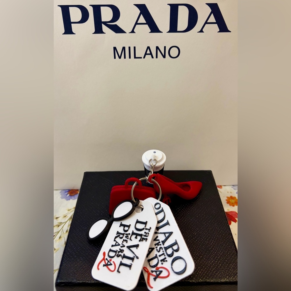 THE DEVIL WEARS PRADA Red Keychain with White Logo Tags. NEW - Picture 3 of 11